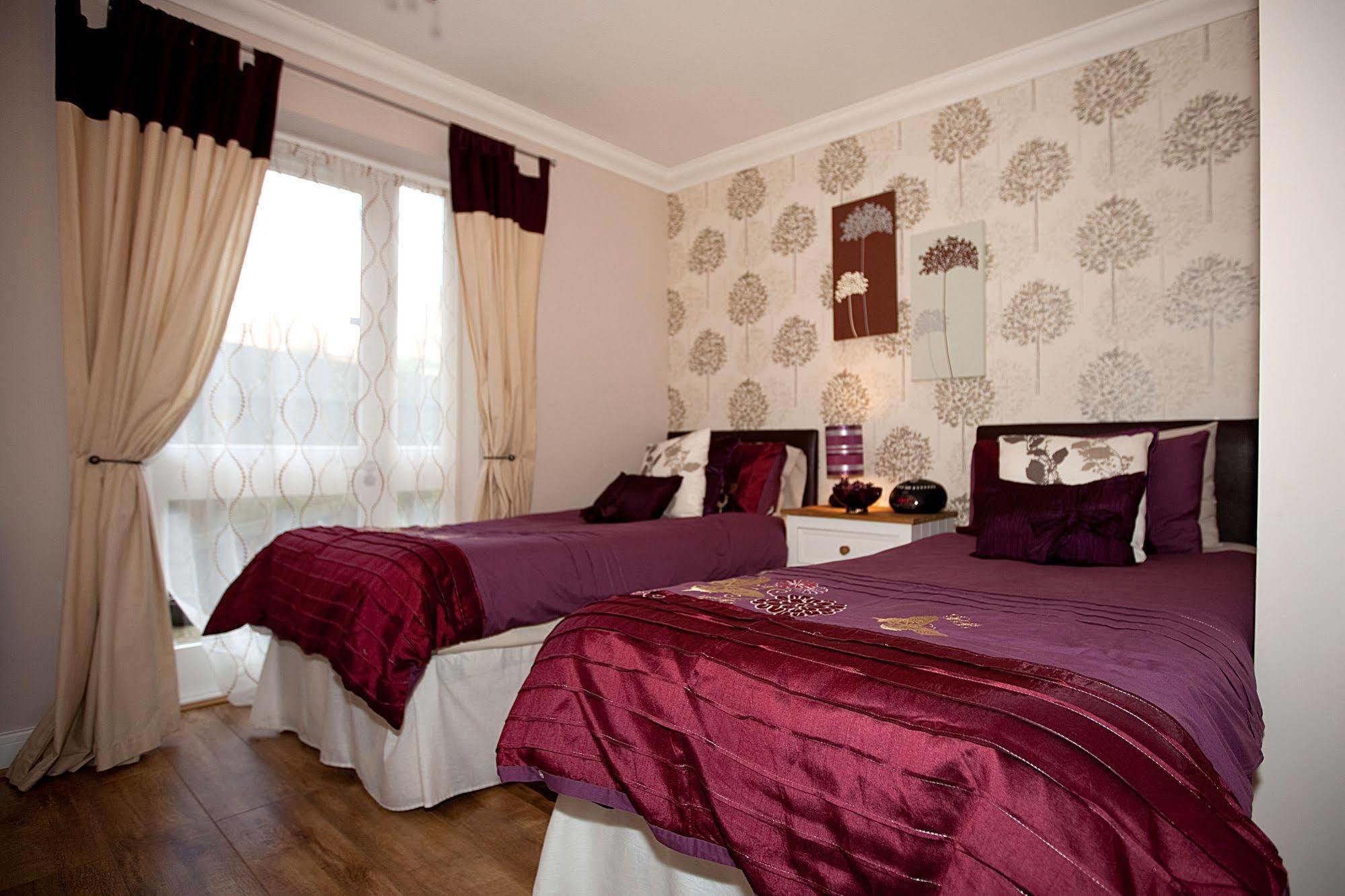 Riverbank View Three Bedroom Apartment With Free Parking York Dış mekan fotoğraf